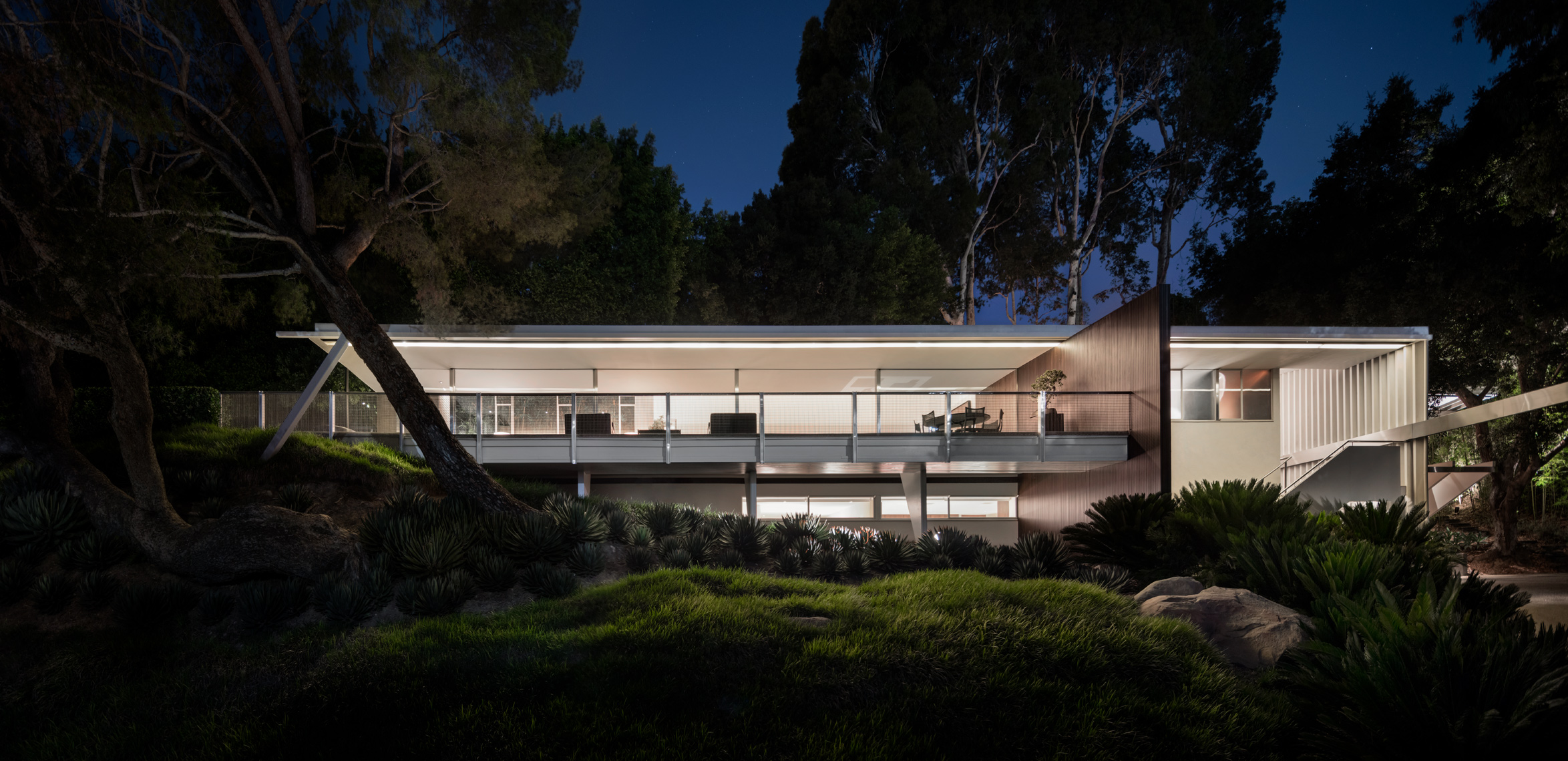 Neura Brown House, Bel Air, Modernist