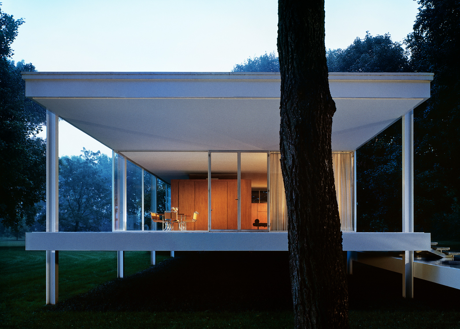 Farnsworth House, Mies van der Rohe, Modernist